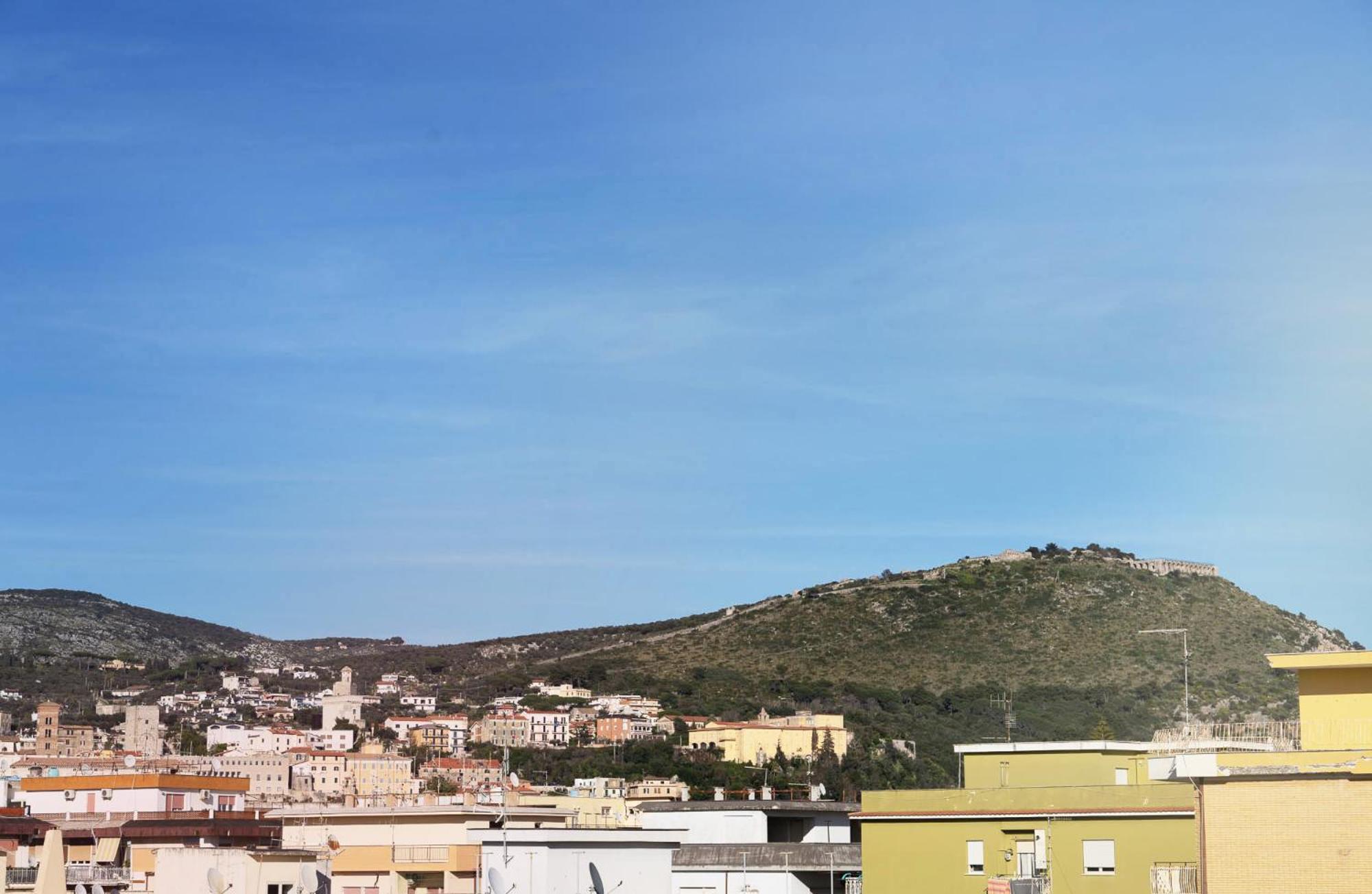 شقة Casa Del Sole, In Via Sicilia Vicino Al Mare تيراتشينا المظهر الخارجي الصورة